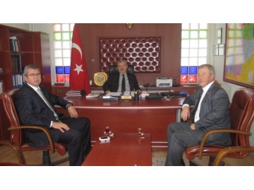 Başkan Ali Dermenci’den İl Özel İdaresi Genel Sekreteri Ziya Eser’e ziyaret 